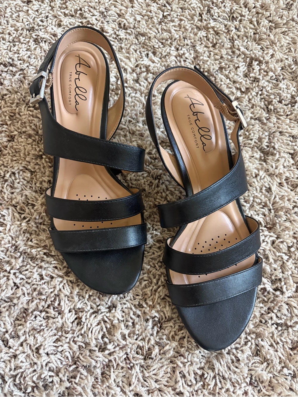 Abella Black Three-Strap Supportive Slingback Sandals with heel size 8.5